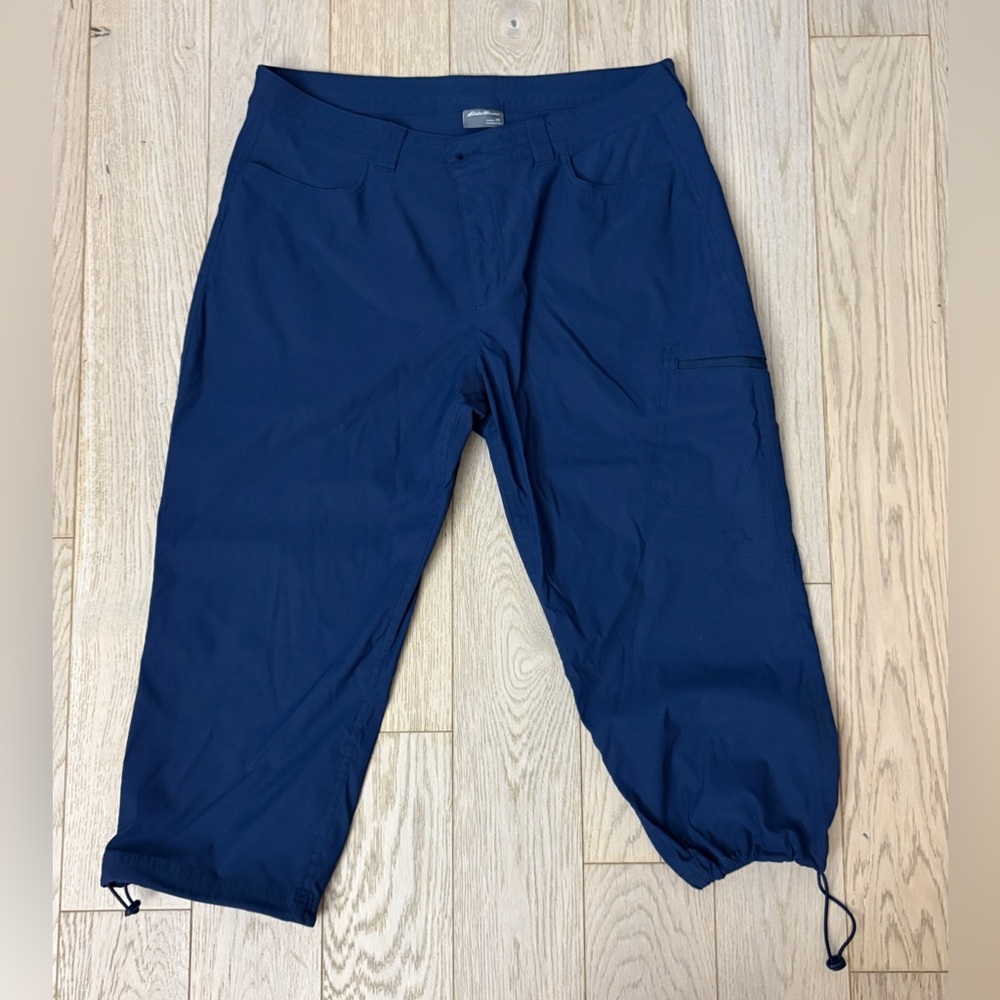 Eddie Bauer | Women's Deep Blue Capri Panta